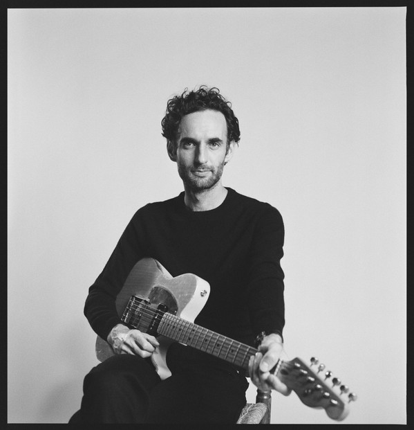 Julian Lage photo